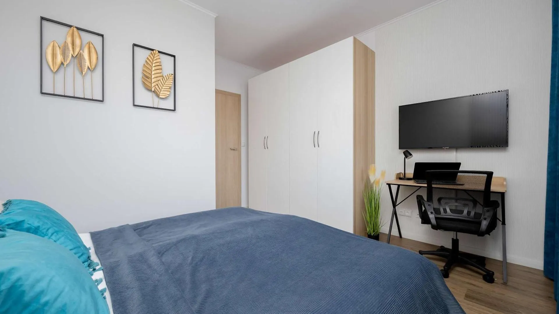 Stylish Apartment With Parking By Noclegi Renters Warsaw 0*,  Poland