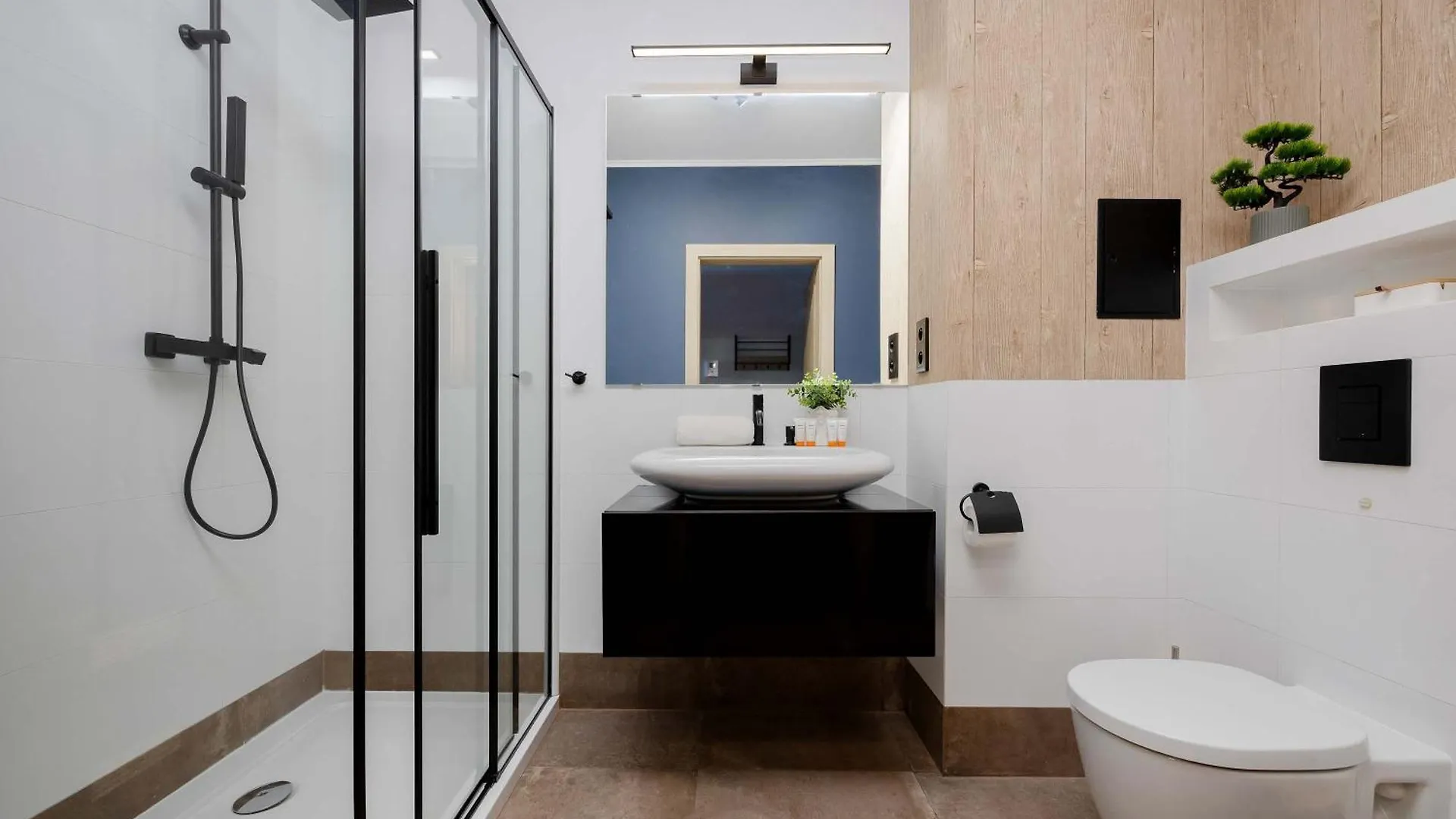 Stylish Apartment With Parking By Noclegi Renters Warsaw